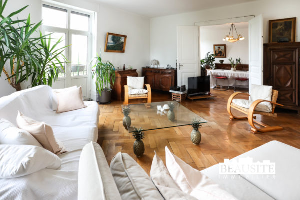 Un appartement familial avec balcon - Neustadt / Place de Haguenau