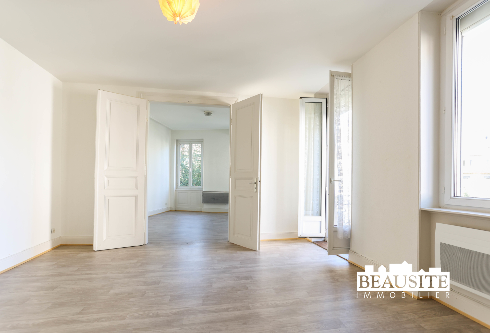 Un très spacieux 4 pièces avec un balcon - Neudorf / rue de Mulhouse - nos ventes - Beausite Immobilier 2
