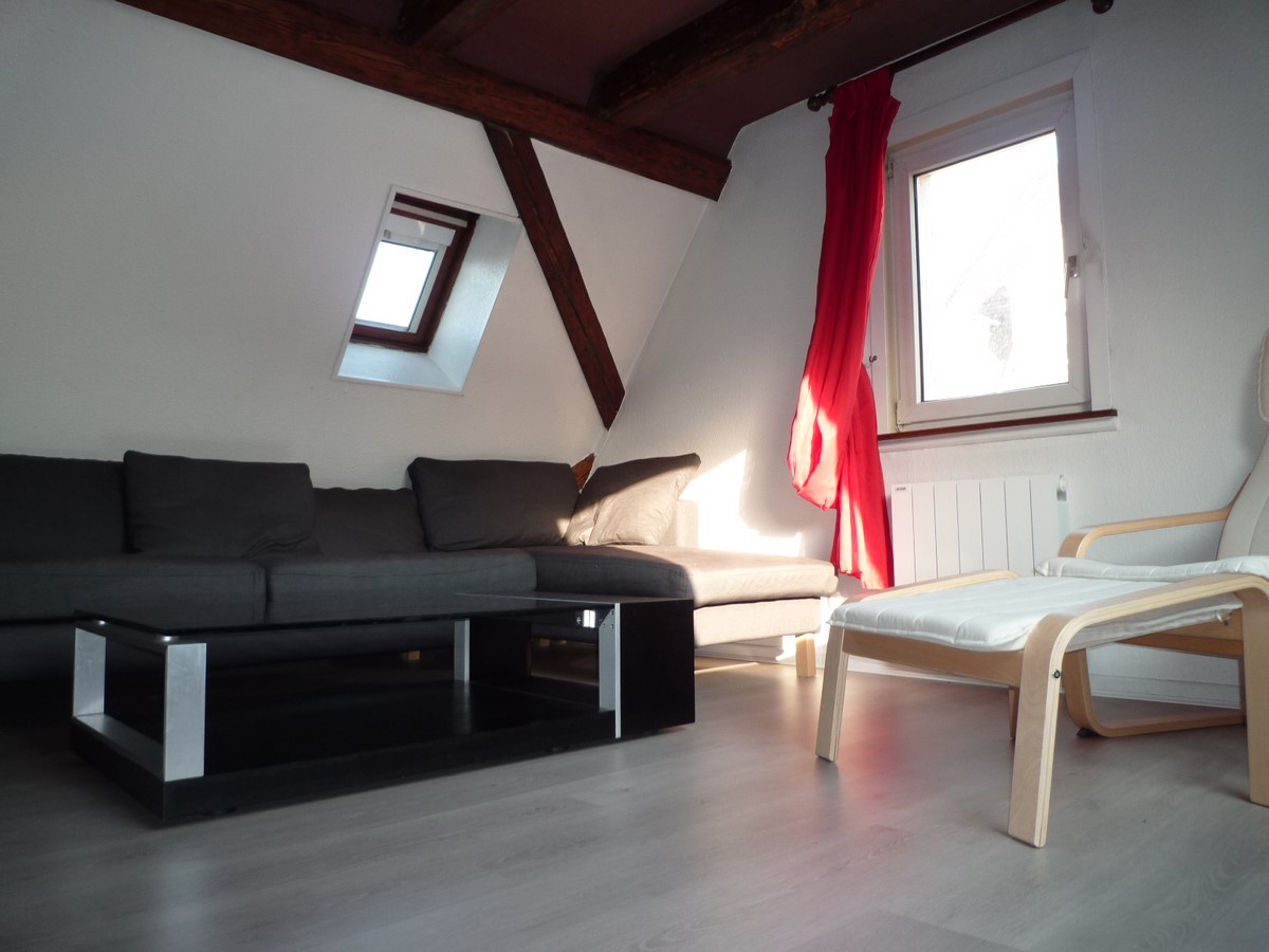 [Orphée] Un spacieux 2 pièces meublé dans les combles – Krutenau / rue des Orphelins - nos locations - Beausite Immobilier 2